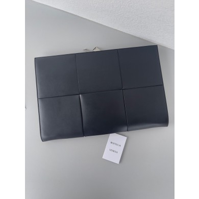 Bottega Veneta Pouch 651410 black BV838rH96