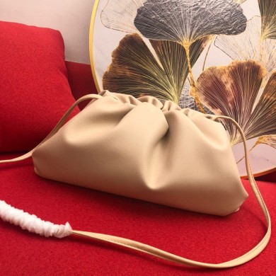 Imitation Best Bottega Veneta Nappa lambskin soft Shoulder Bag 9722 Nude BV524NP24