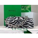 Knockoff High Quality Bottega Veneta THE CHAIN POUCH 620231 White&Black BV148FA65