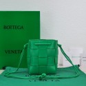 Top Bottega Veneta Small Cassette Bucket Bag 680218 Parakeet BV708He97
