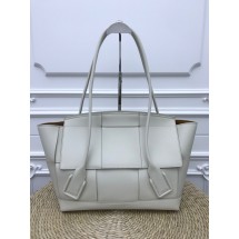 BOTTEGA VENETA Handbag BV0033