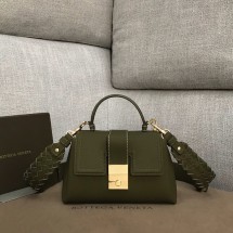 Bottega Veneta Shoulder Bags BV0069
