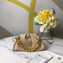 Bottega Veneta THE MINI CHAIN POUCH 620229 ALMOND BV1050QX19