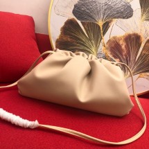 Imitation Best Bottega Veneta Nappa lambskin soft Shoulder Bag 9722 Nude BV524NP24