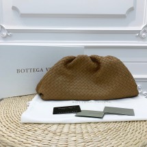 Knockoff BOTTEGA VENETA Pouch BV0057