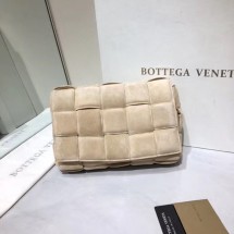 Replica Bottega Veneta PADDED CASSETTE BAG suede 591970 Plaster BV402DW49