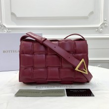 BOTTEGA VENETA PADDED CASSETTE BAG BV0045