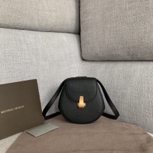 Replica Bottega Veneta Angle BV0085