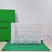 Bottega Veneta Pouch 651409 white BV635CQ60