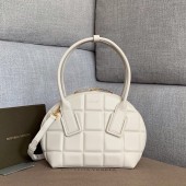 Bottega Veneta Shoulder Bags BV0091