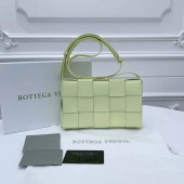 Fake BOTTEGA VENETA Cassette BV0027