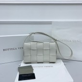 Knockoff BOTTEGA VENETA Cassette BV0005