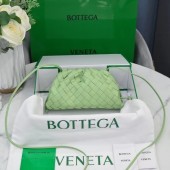 Replica High Quality Bottega Veneta MINI POUCH 585852 light green BV1025Jh90
