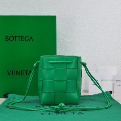 Top Bottega Veneta Small Cassette Bucket Bag 680218 Parakeet BV708He97