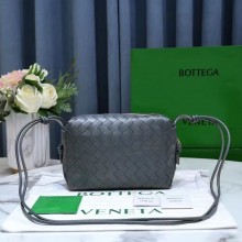 Bottega Veneta Small intrecciato leather cross-body bag 680255 Gray BV737CD62