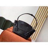 Bottega Veneta Original Weave Leather Arco Top Handle Bag 70013 Black BV348sg71
