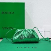 Imitation Best Bottega Veneta Mini intrecciato leather clutch with strap 585852 Parakeet BV183NP24